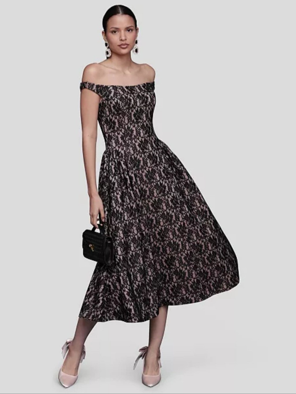 Womens Clothing 560